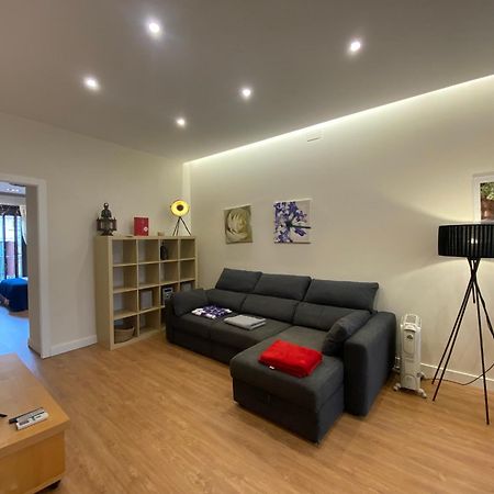 Spatious Luxe Apartment Paseo De Gracia Diagonal Barcelona Bagian luar foto