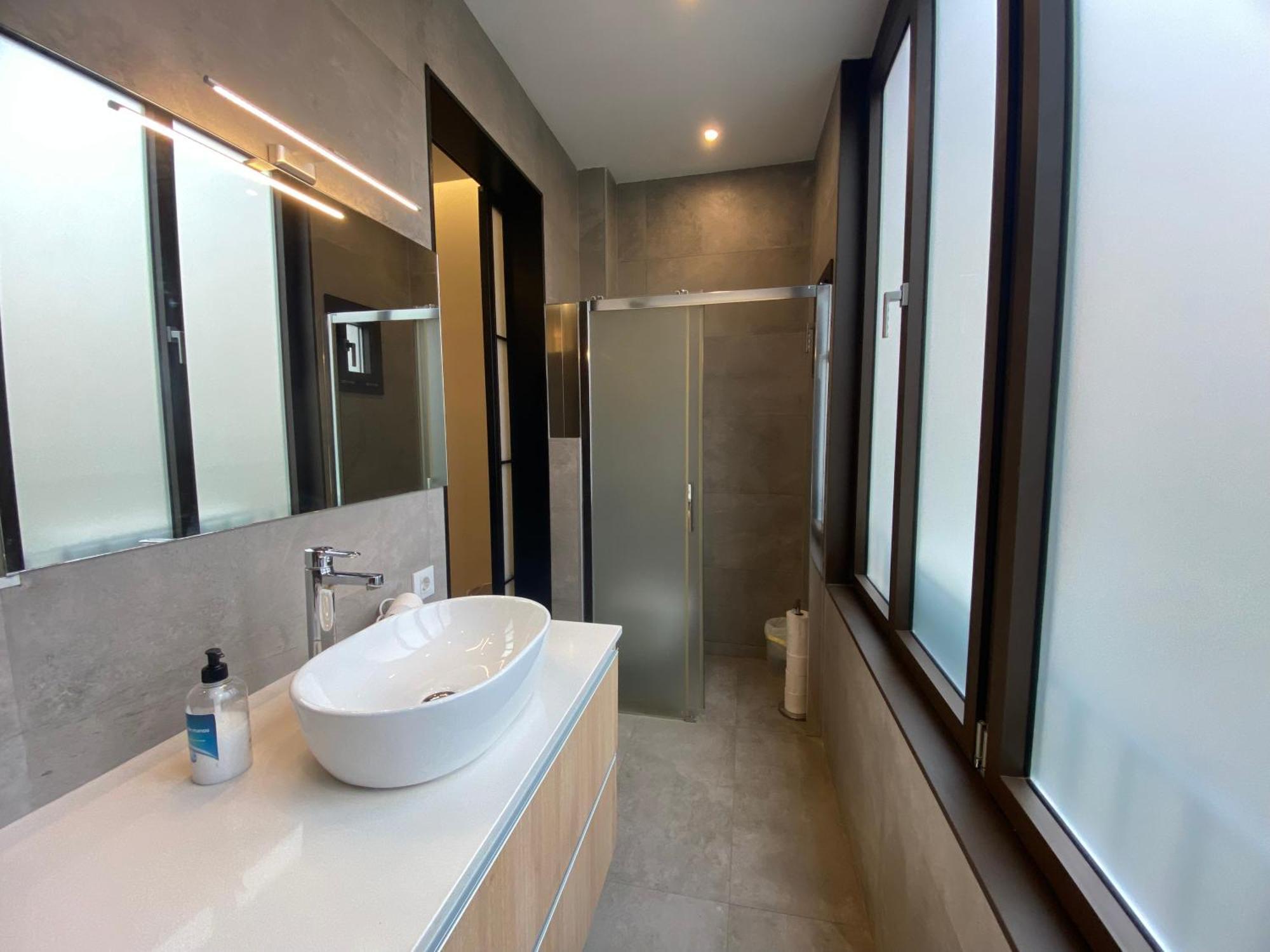 Spatious Luxe Apartment Paseo De Gracia Diagonal Barcelona Bagian luar foto